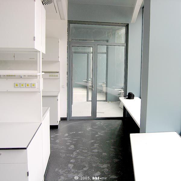 Die Verbindung im Musterlabor. © 2005 bbl-mv