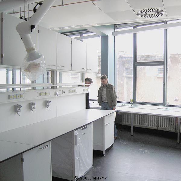 Blick in das Musterlabor. © 2005 bbl-mv
