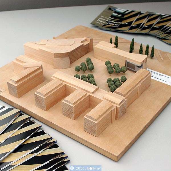 Das Modell vom Amtsgericht in Waren-Müritz war ebenfalls Bestandteil der Präsentation. © 2005 bbl-mv