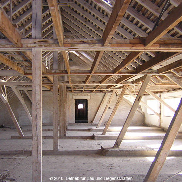 Dachkonstruktion © 2010 Betrieb für Bau und Liegenschaften Mecklenburg-Vorpommern