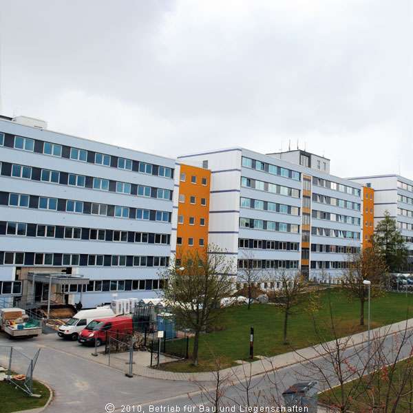 Blick auf den sich noch im Bau befindenden Block A © 2010 BBL M-V
