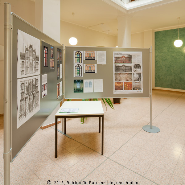 Ideenwettbewerb, Fenster Universitätshauptgebäude Rostock.jpg © 2013 Betrieb für Bau und Liegenschaften Mecklenburg-Vorpommern