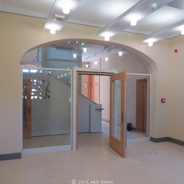 Blick ins Foyer © 2013 A   S GmbH Neubrandenburg