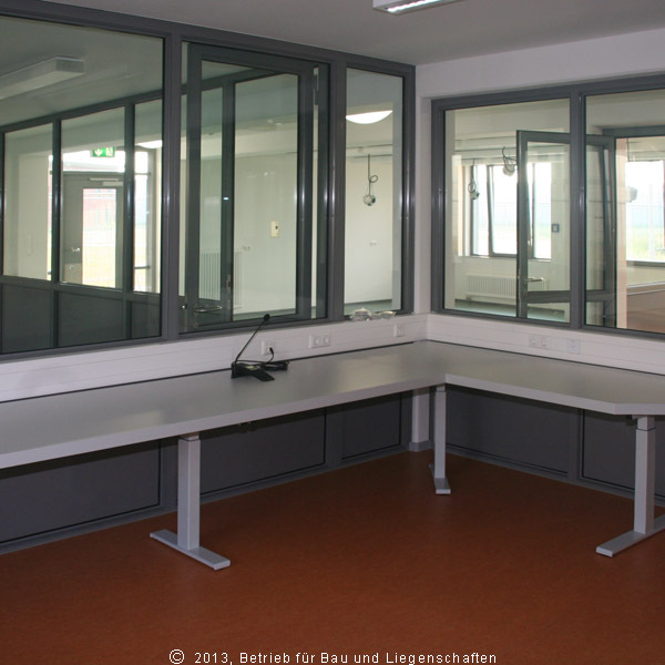 Aufsichtsraum in der Arbeitstherapie © 2013 Betrieb für Bau und Liegenschaften Mecklenburg-Vorpommern