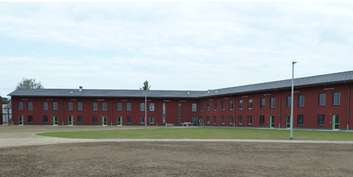 Neubau des Unterkunftsgebäudes für die Sicherungsverwahrung auf dem Gelände der JVA Bützow - Planer DHBT. Architekten GmbH, Kiel © Planer DHBT. Architekten GmbH, Kiel