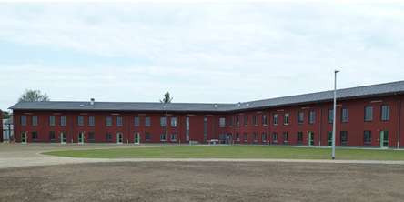 Neubau des Unterkunftsgebäudes für die Sicherungsverwahrung auf dem Gelände der JVA Bützow - Planer DHBT. Architekten GmbH, Kiel © Planer DHBT. Architekten GmbH, Kiel