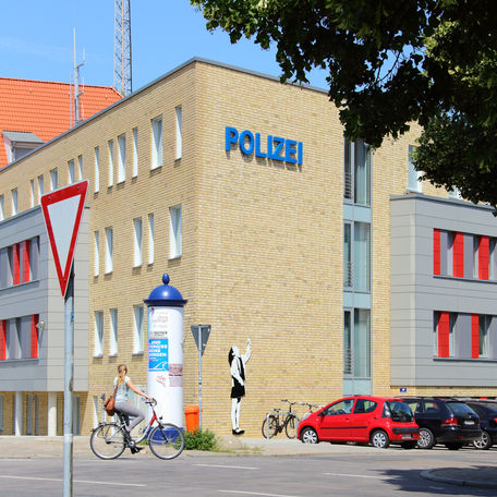 Kunst am Bau - Polizeiliegenschaft Rostock-Ulmenstraße © 2015 Betrieb für Bau und Liegenschaften Mecklenburg-Vorpommern