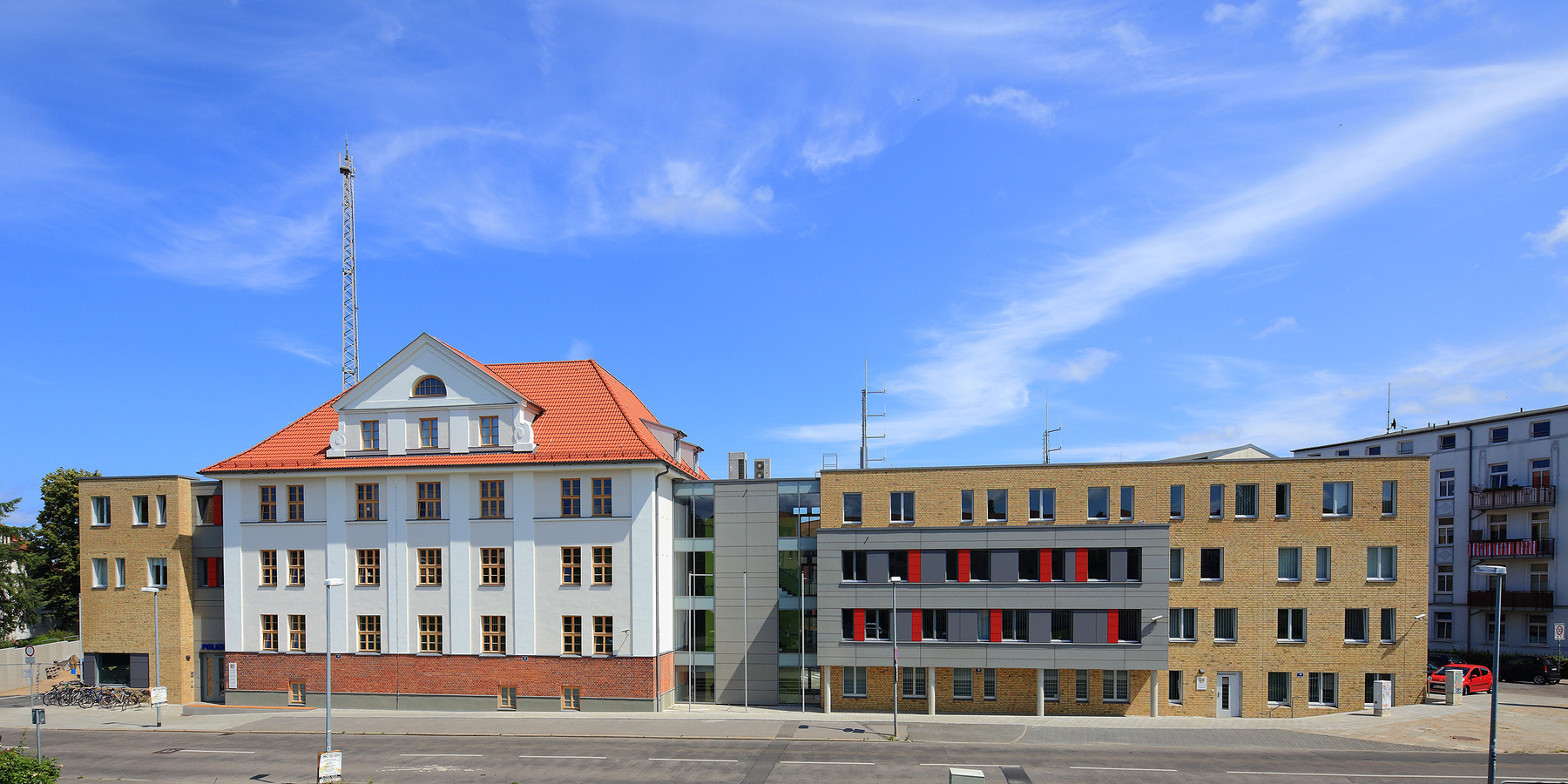 Kunst am Bau - Polizeiliegenschaft Rostock-Ulmenstraße © 2015 Betrieb für Bau und Liegenschaften Mecklenburg-Vorpommern