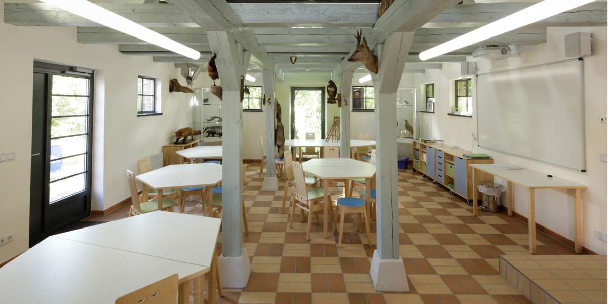 Waldklassenzimmer Revierförsterei Neuendorf - Neu Rhäse, Forsthaus 2 Umnutzung des Stallgebäudes © 2015 Betrieb für Bau und Liegenschaften Mecklenburg-Vorpommern