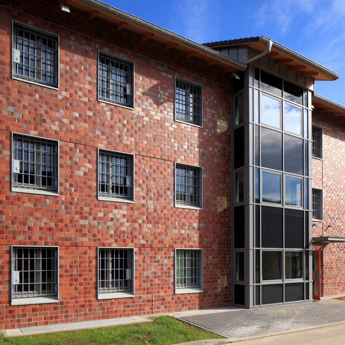 Ausschnitt der Klinkerfassade © 2015 Christoph Edelhoff im Auftrag dhbt Architekten aus Kiel