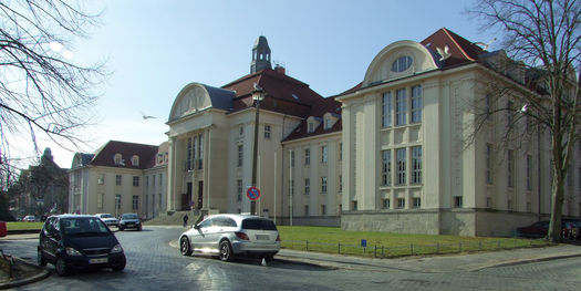 Einphasiger nicht-offener hochbaulicher Realisierungswettbewerb nach RPW 2013 mit vorgeschaltetem EU-weitem Bewerbungsverfahren mit max. 20 teilnehmenden Büros © 2020 SBL Schwerin