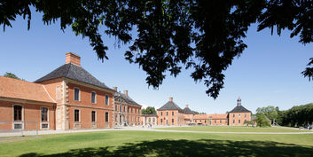 Das Land M-V investierte mit Unterstützung der Europäischen Union 36 Millionen Euro in die denkmalgerechte Wiederherstellung von Schloss und Schlosspark. © 2016 Betrieb für Bau und Liegenschaften Mecklenburg-Vorpommern