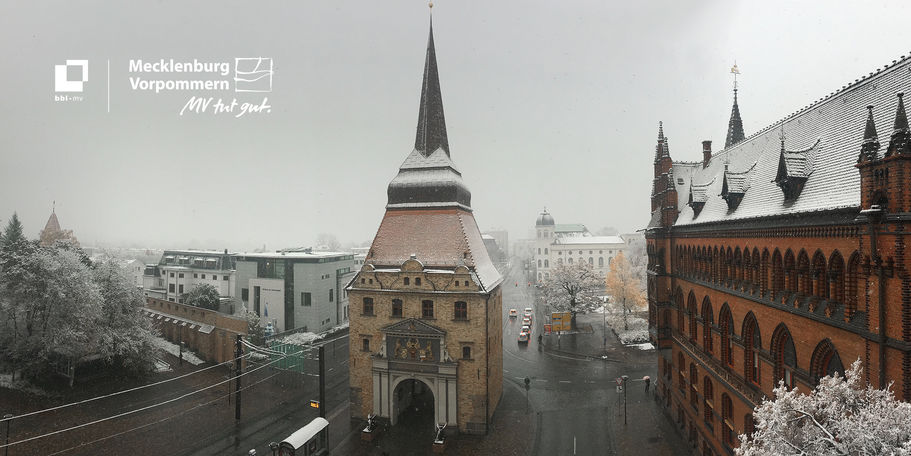Frohe Weihnachten und ein guten Start in das Neue Jahr wünscht der landeseigene Betrieb für Bau und Liegenschaften Mecklenburg-Vorpommern. © 2016 Betrieb für Bau und Liegenschaften Mecklenburg-Vorpommern