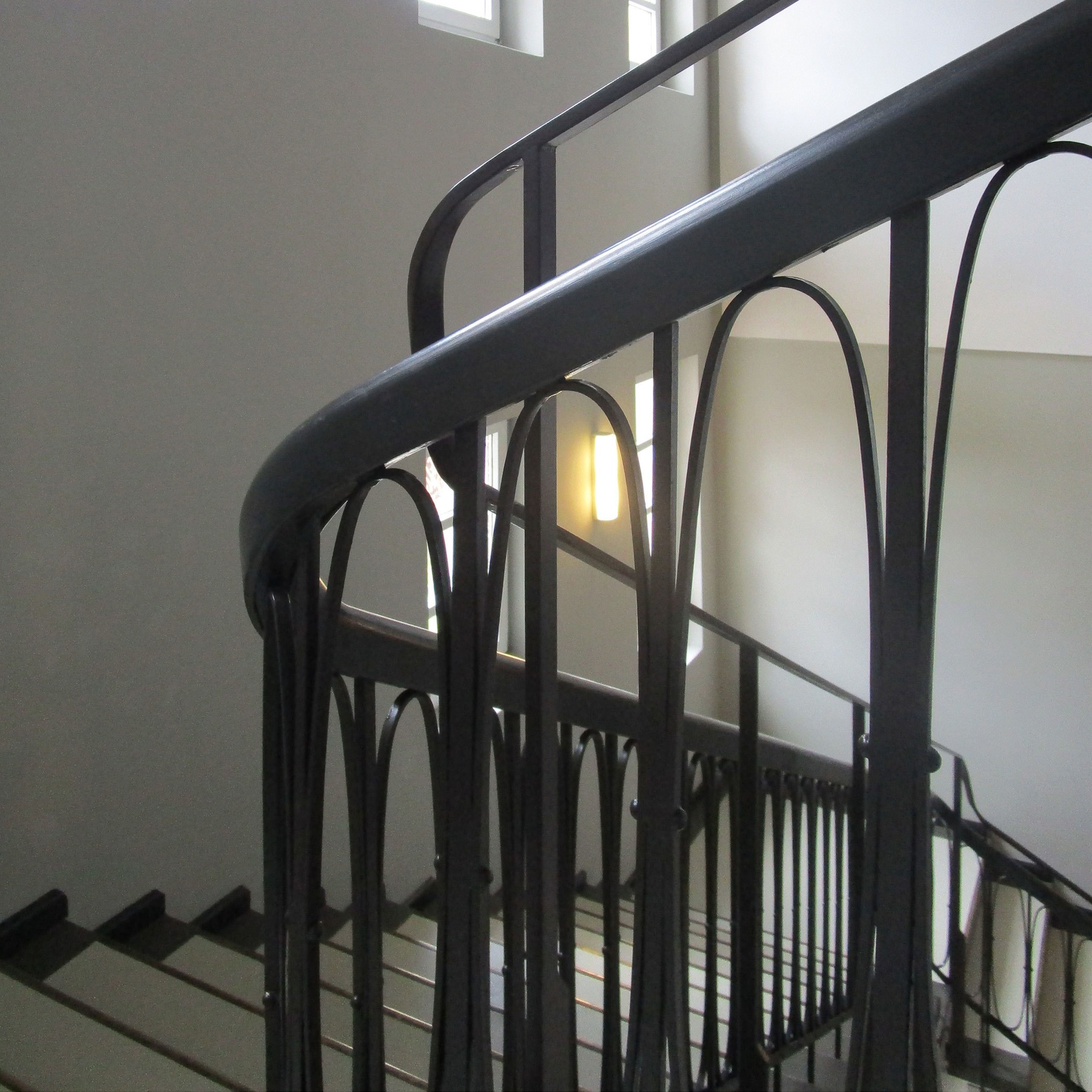 Treppenhaus im 1. Obergeschoss © 2017 Betrieb für Bau und Liegenschaften Mecklenburg-Vorpommern