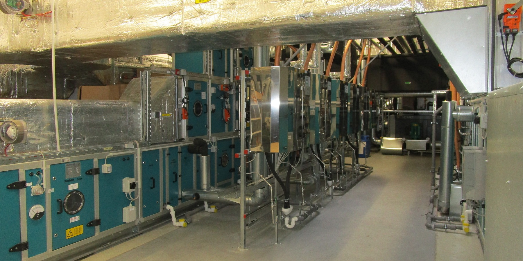 Technikzentrale im Dachgeschoss © 2020 Staatliches Bau- und Liegenschaftsamt Greifswald