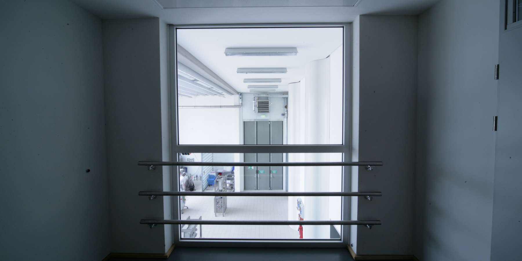 Blick in ein Labor des Haus 3 © 2009 Betrieb für Bau und Liegenschaften Mecklenburg-Vorpommern