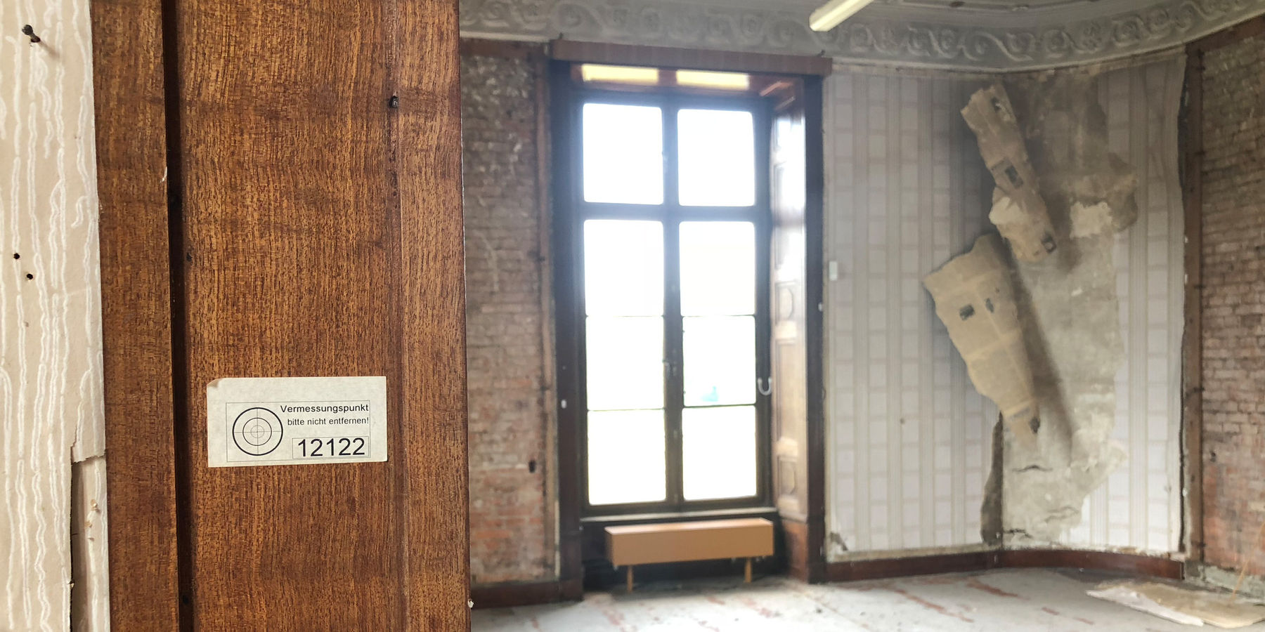 Hängen ab - Tapeten im Westflügel. © 2018 Betrieb für Bau und Liegenschaften Mecklenburg-Vorpommern