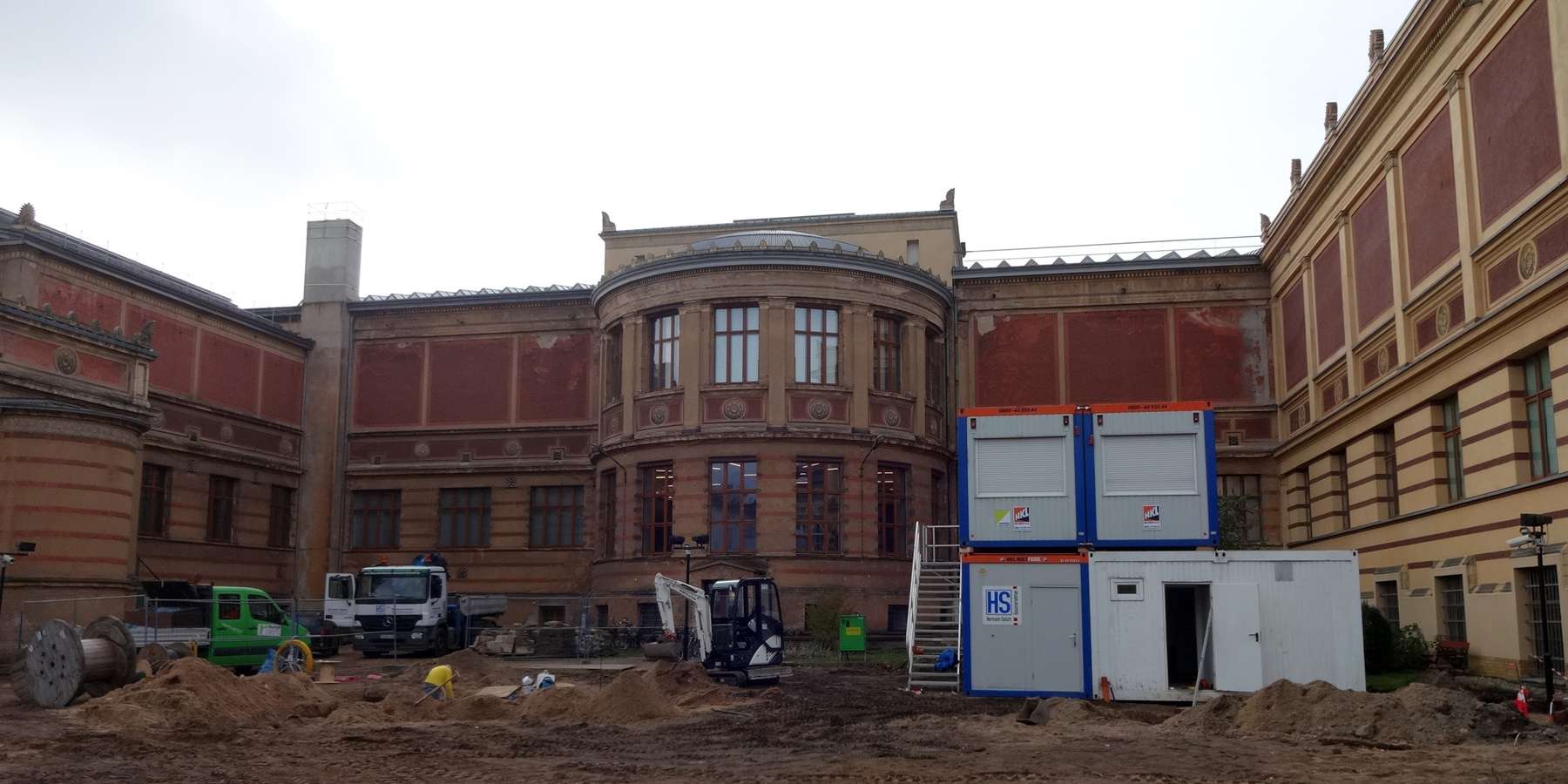 Staatliches Museum Schwerin - Restaurierung der Fassade und Neugestaltung der Außenanlagen im Innenhof © 2018 Betrieb für Bau und Liegenschaften Mecklenburg-Vorpommern