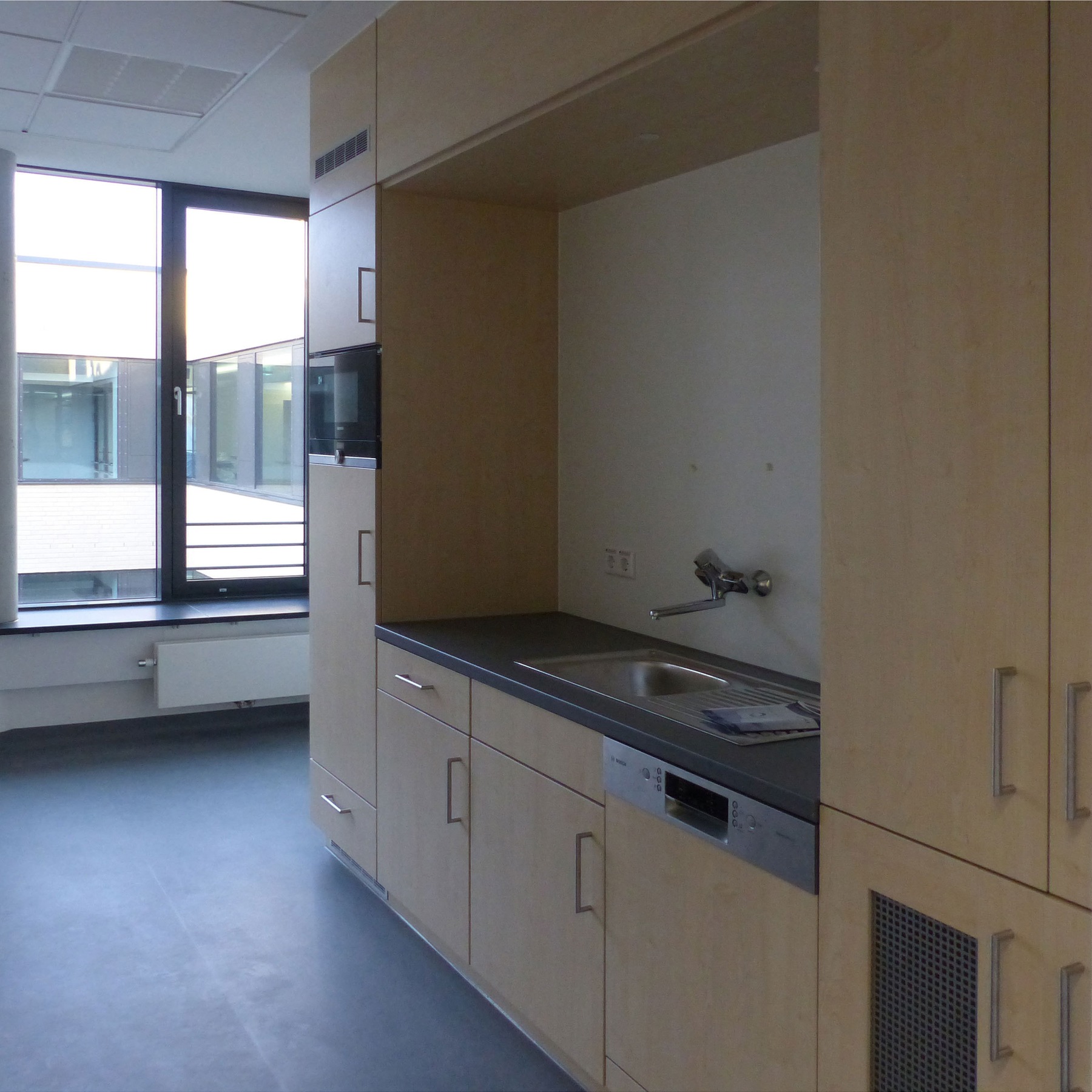 Personalaufenthaltsraum auf der Patientenpflegestation © 2019 Betrieb für Bau und Liegenschaften Mecklenburg-Vorpommern