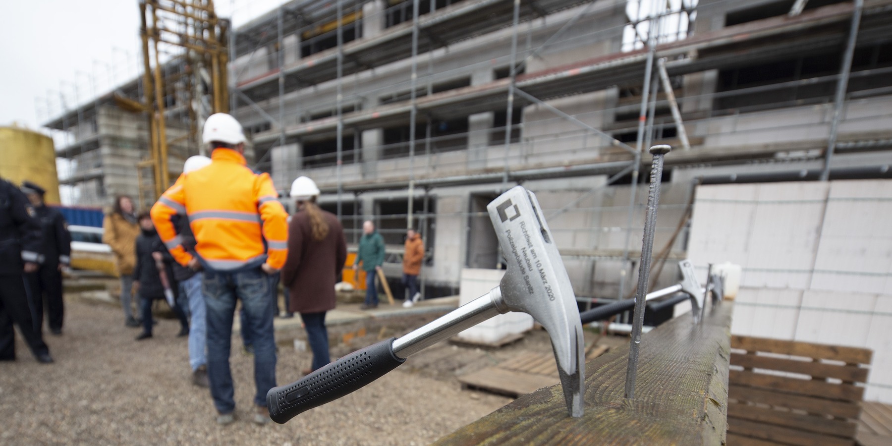 Treffen Sie den Nagel auf den Kopf. Bewerben Sie sich jetzt! © 2020 Christian Hoffmann, Finanzministerium Mecklenburg-Vorpommern