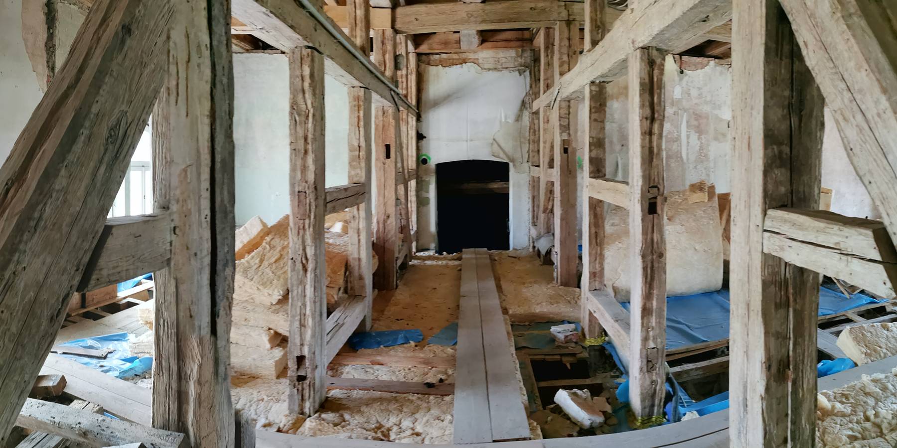 Umbauarbeiten im Dachbereich © 2020 SBL Neubrandenburg