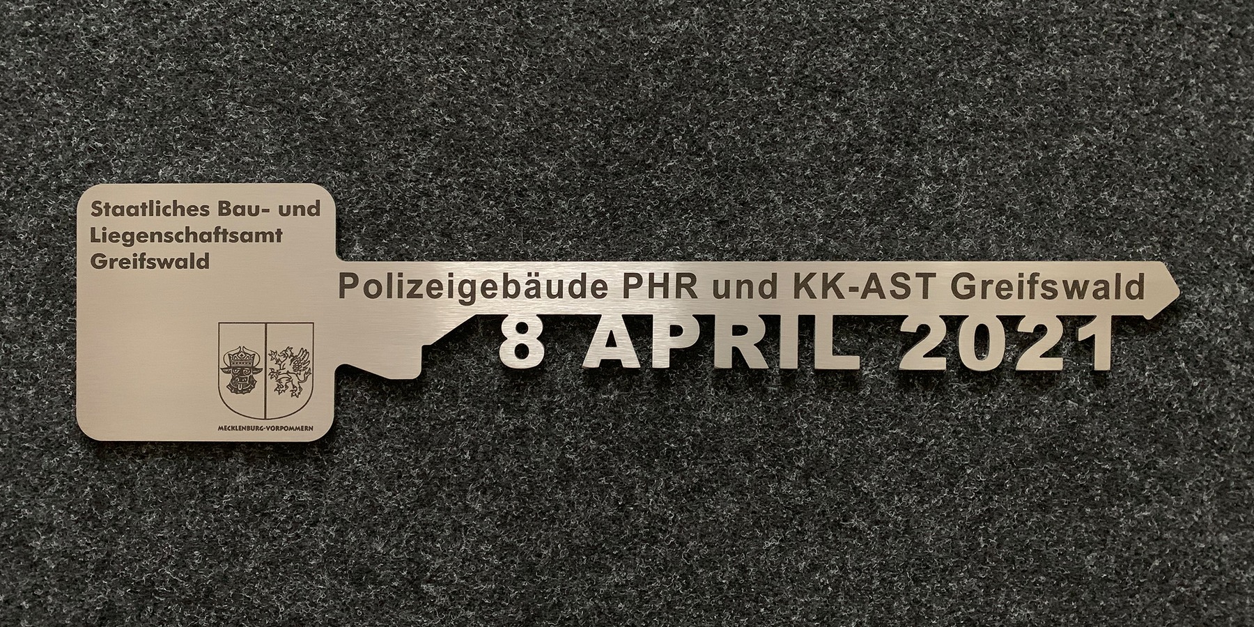 Der symbolische Übergabeschlüssel © 2021 SBL Greifswald