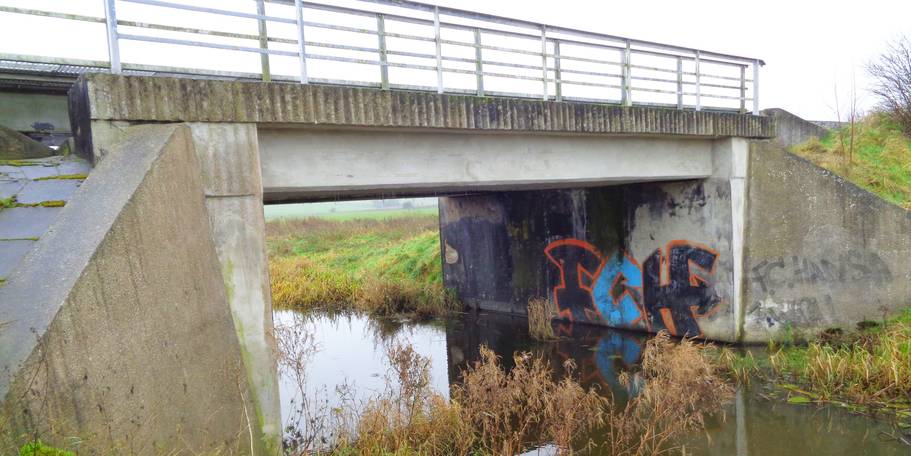 21.11.2017 - Drittklassig! Brücke über die Recknitz vor der Sanierung. © 2021 SBL Rostock