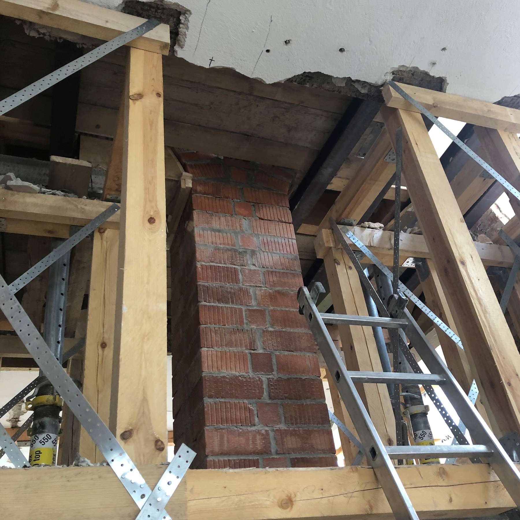 statische Abfangung der Pergola © 2021 SBL Neubrandenburg