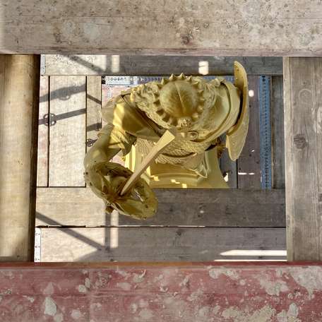 Die Megalopolis von oben mit neuer Goldbronzierung. © 2021 SBL Schwerin