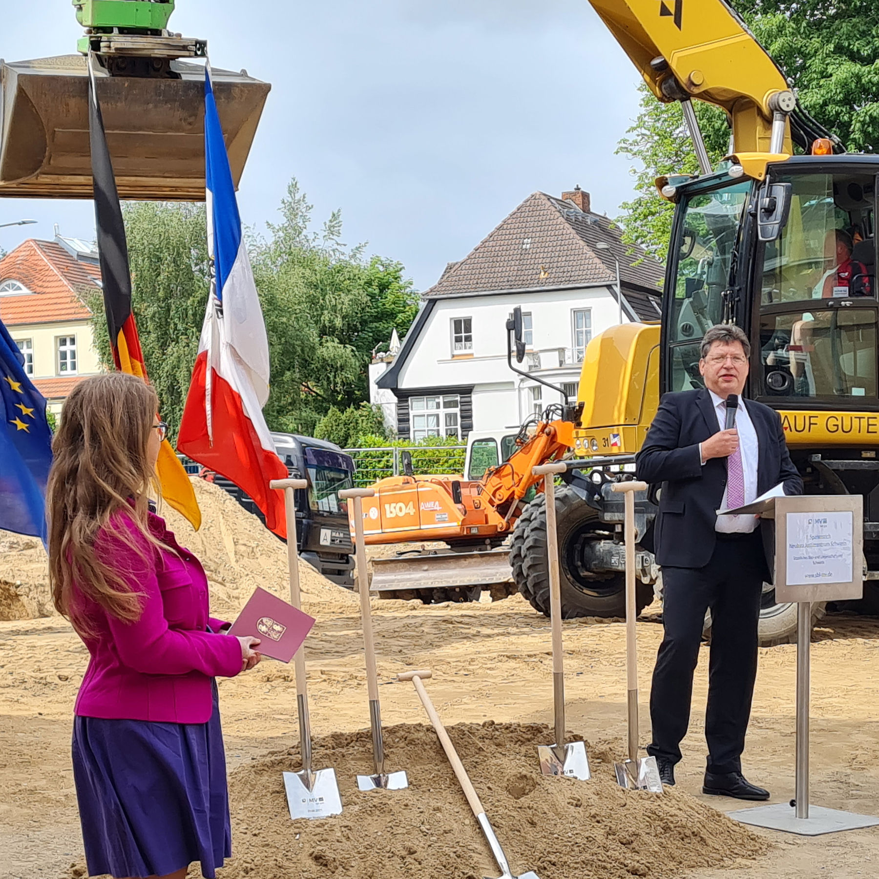 Justizministerin Katy Hoffmeister und Finanzminister Reinhard Meyer © 2021 SBL Schwerin