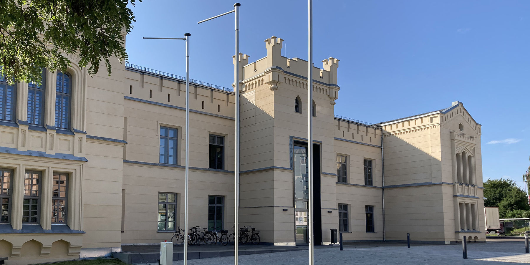 Ansicht des sanierten Altbaus. © 2021 SBL Schwerin