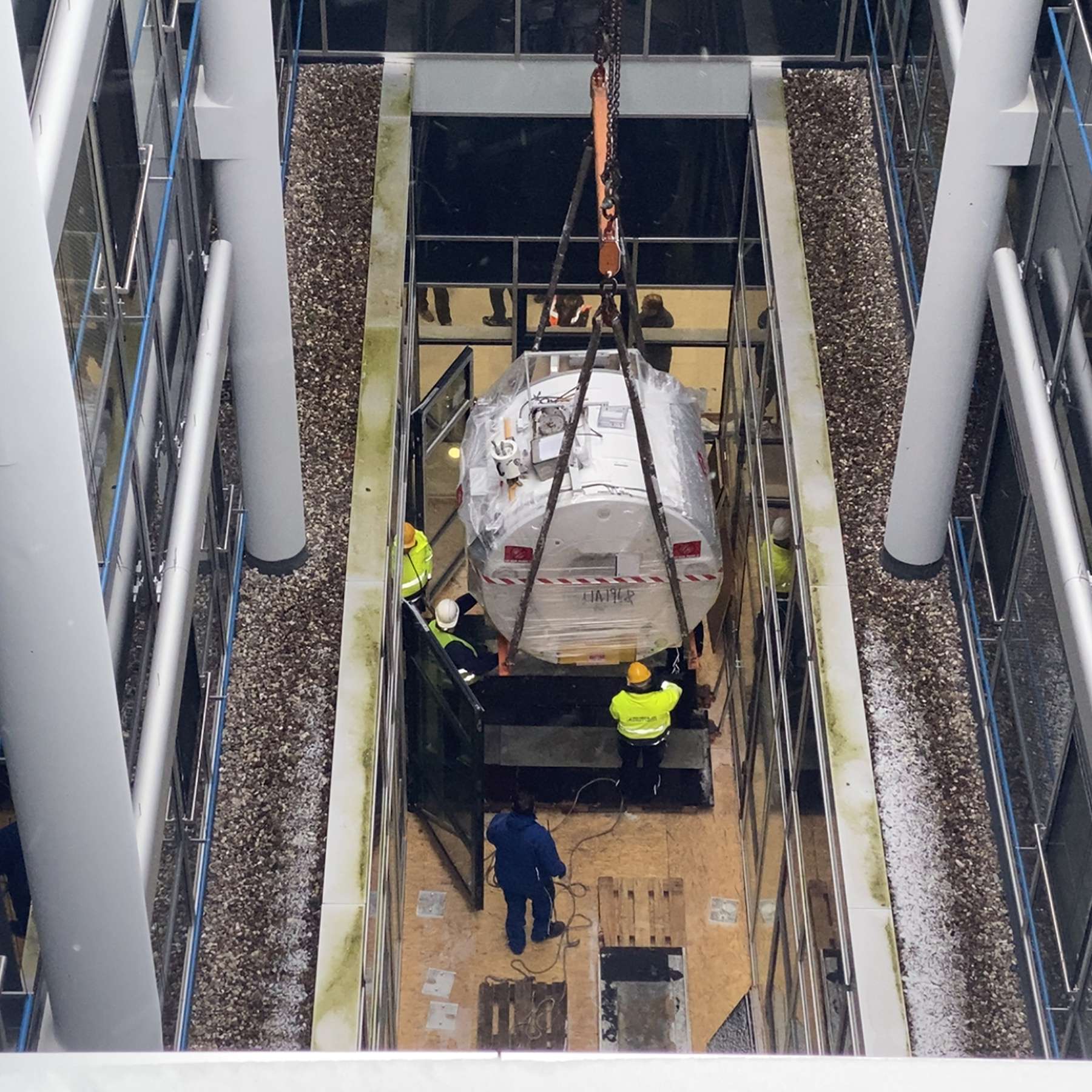 Fast geschafft. Das Gerät wird abgesetzt. © 2021 Christian Hoffmann, FM M-V