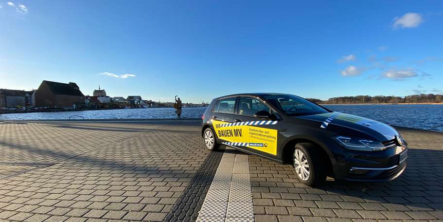 Ob Greifswald, Neubrandenburg, Schwerin oder wie hier - Rostock - in der SBL-MV arbeitest Du am Wasser. © 2022 Christian Hoffmann, FM M-V