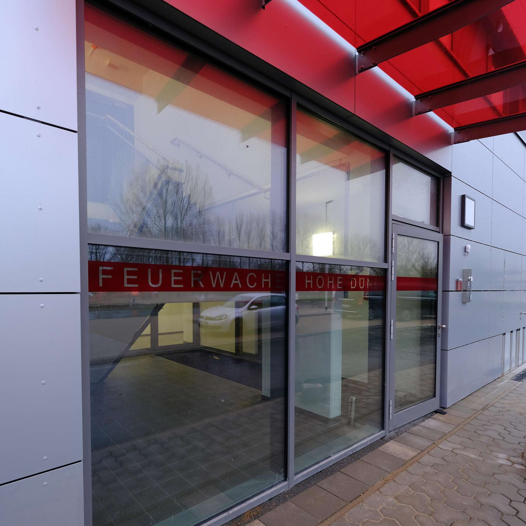 Blick auf die Eingangssituation © 2021 Sven Schroeder, SBL Schwerin