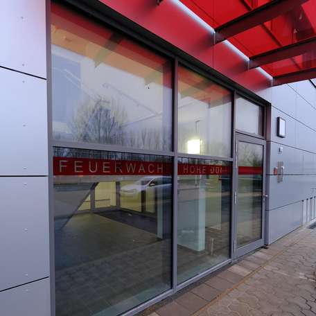 Blick auf die Eingangssituation © 2021 Sven Schroeder, SBL Schwerin