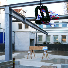 Das Stahlskelett steht © 2022 SBL Rostock