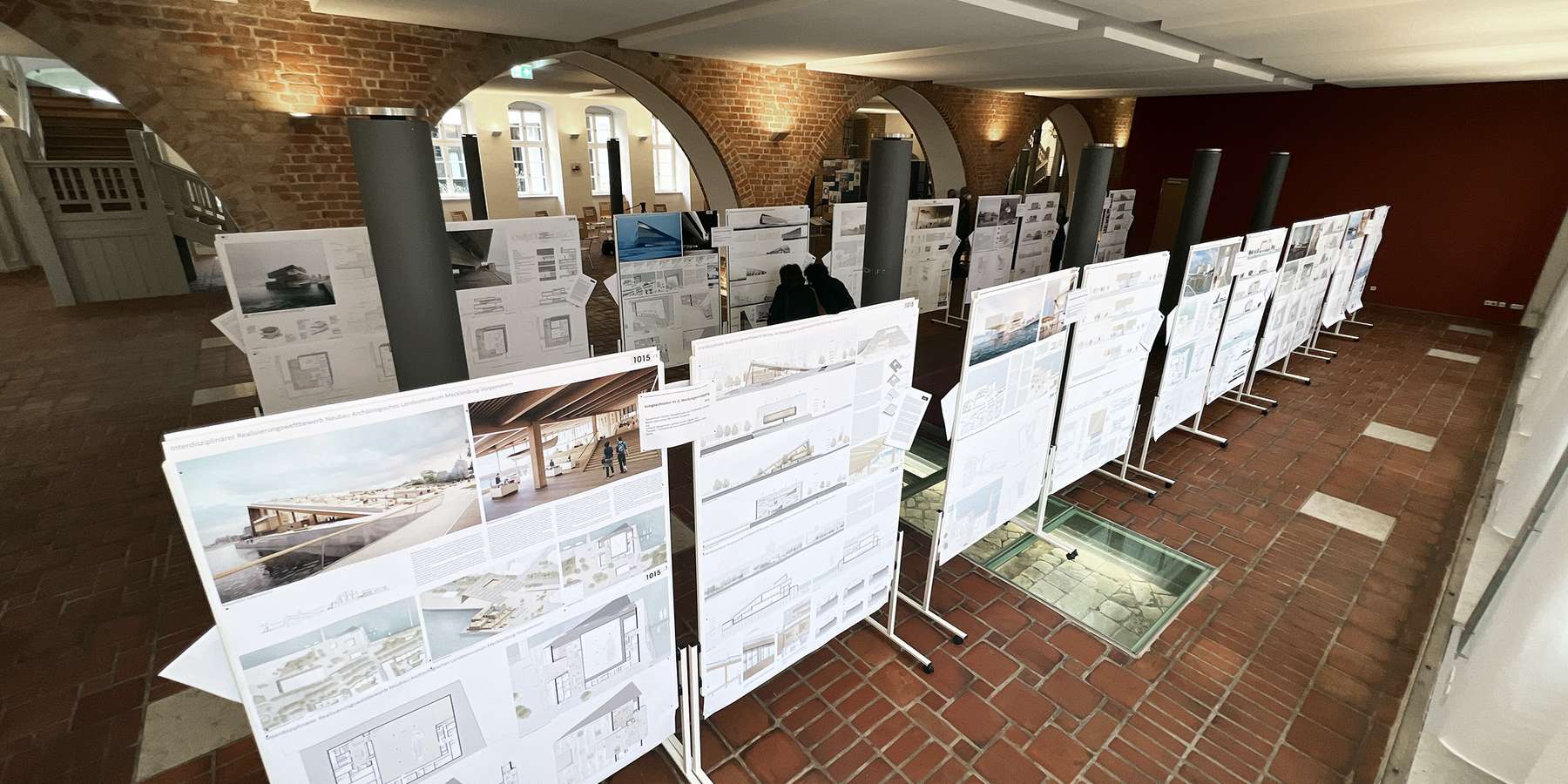 Die Beiträge zum Wettbewerb werden im Foyer des Rostocker Rathauses bis einschließlich 3. März 2022 zu sehen sein. © 2022 Christian Hoffmann, FM M-V
