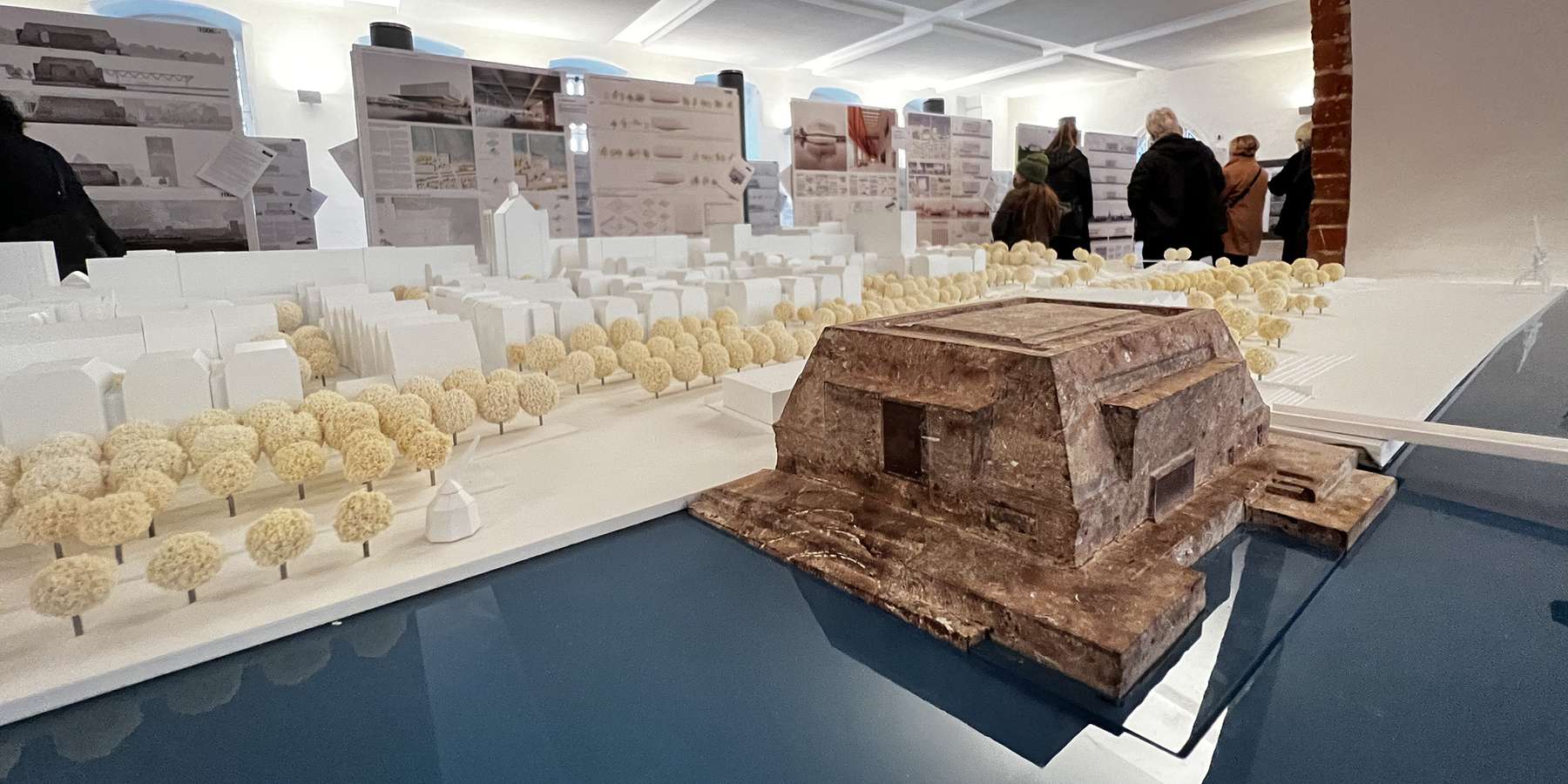 So sehen Sieger aus - Siegermodell aus der Nähe betrachtet. © 2022 Christian Hoffmann, FM M-V