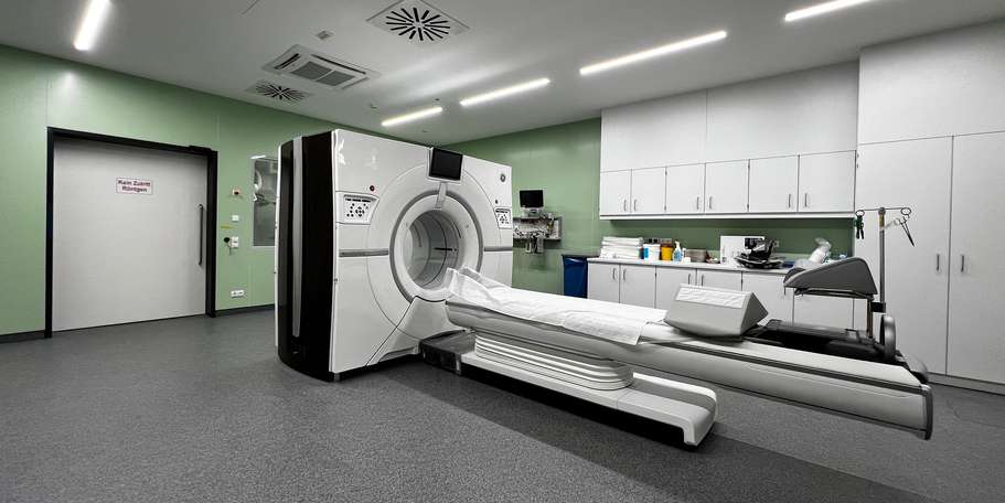 Interessante Einblicke - Radiologisches Gerät im ZMF © 2022 Christian Hoffmann, FM M-V