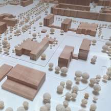 Ein Modell ist zu sehen. © 2022 Ilana Zorbas, SBL Rostock