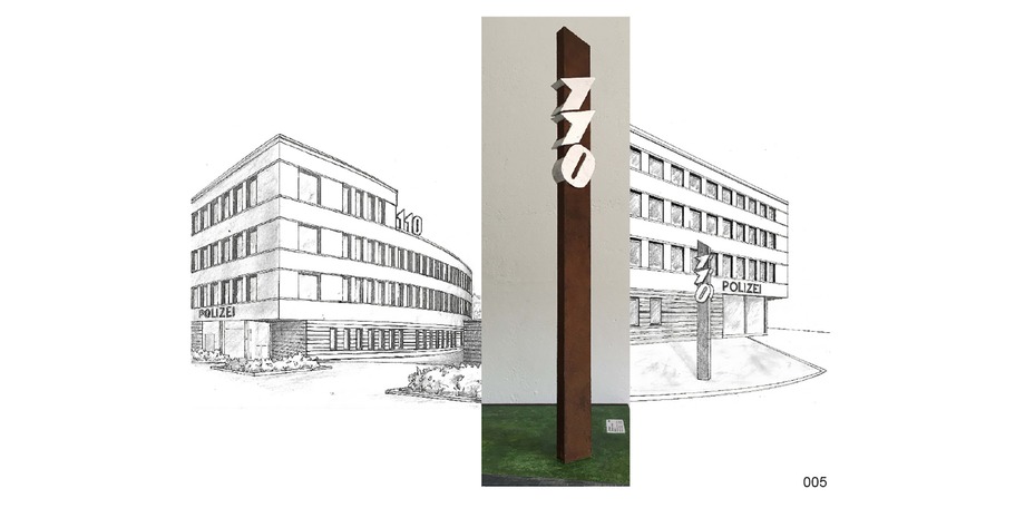 110  - Wettbewerbsbeitrag des Künstlers Jan Witte-Kropius - eine 2-teilige Installation, bestehend aus einer 110-Stele auf der Grünfläche vor dem Gebäude und einer 110-Skulptur auf der Dachbalustrade © 2022 Jan Witte-Kropius