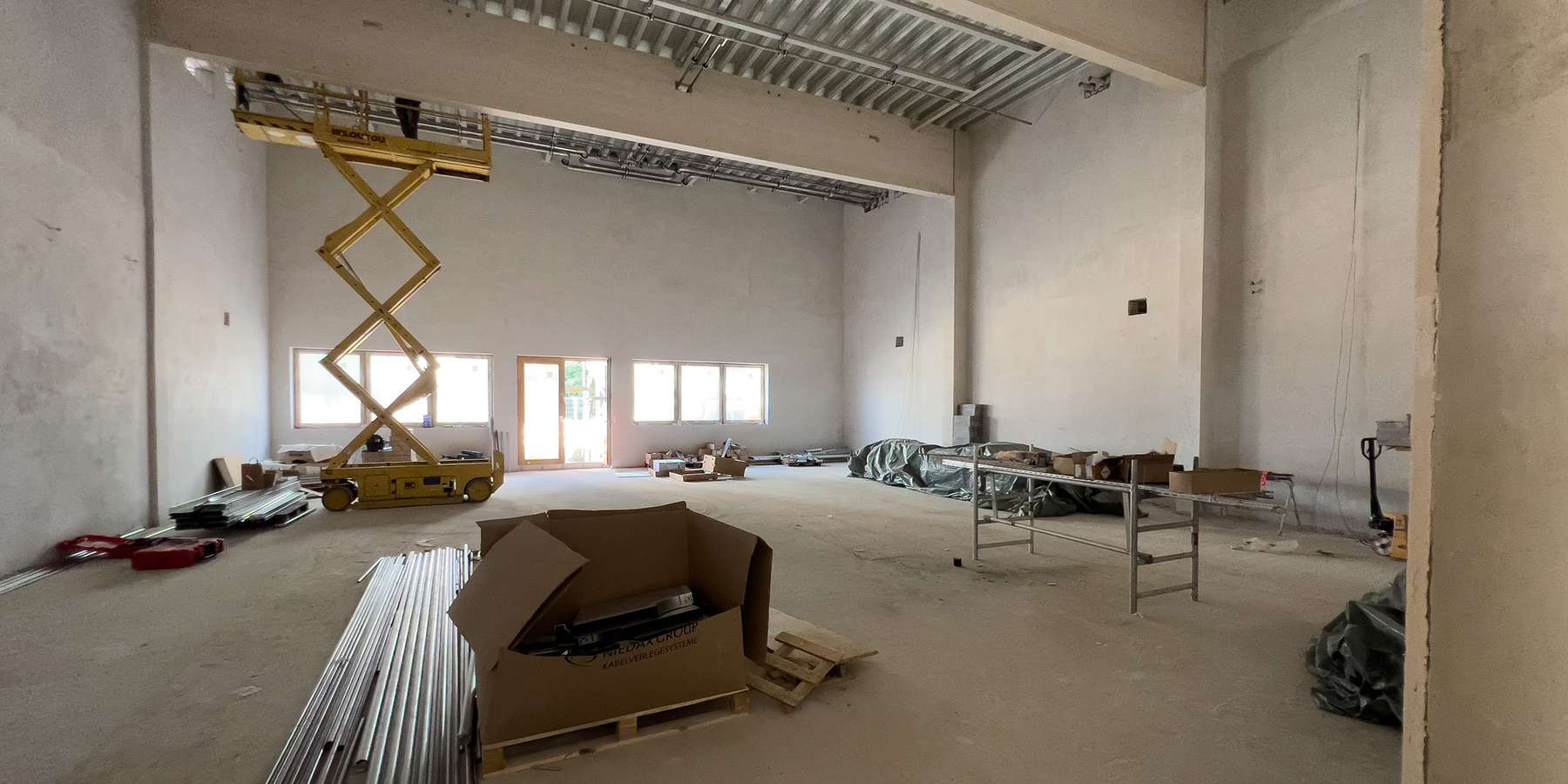 Arbeiten zum Innenausbau im Laborraum laufen © 2022 Christian Hoffmann (Finanzministerium / SBL-MV)