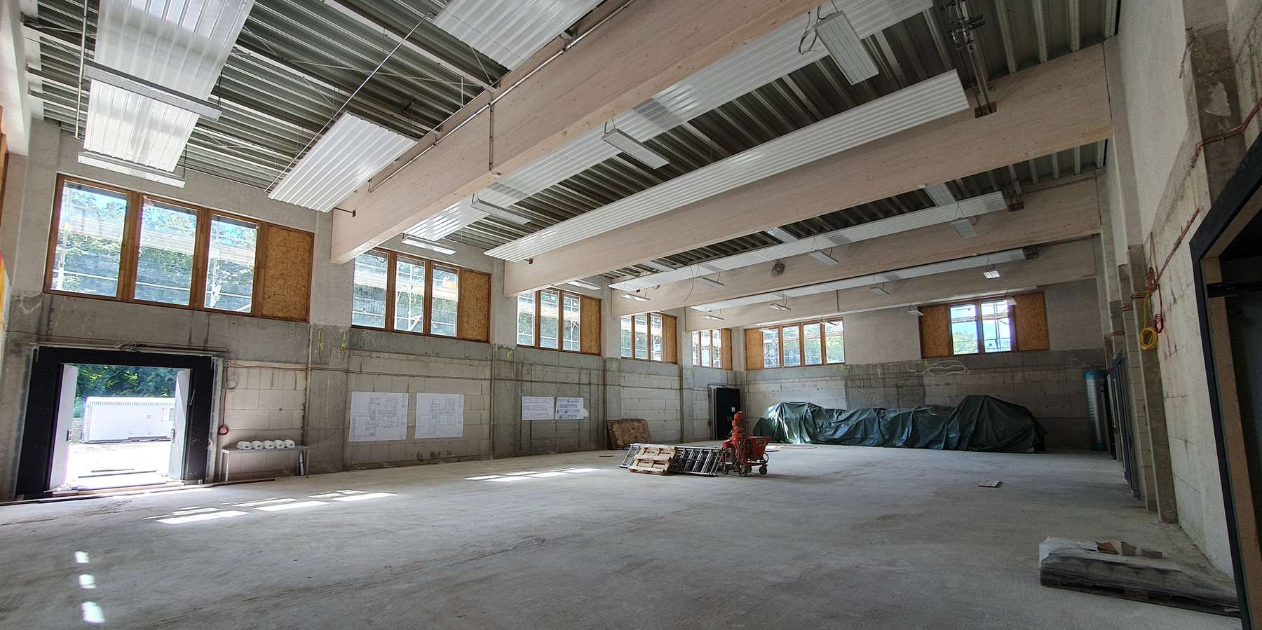 Blick in die Einfeld-Sporthalle © 2022 SBL Rostock