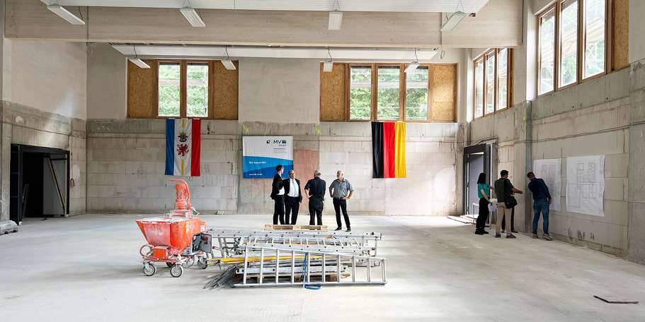 Besuch und Rundgang auf der Baustelle am 24. August 2022 © 2022 Christian Hoffmann (Finanzministerium MV / SBL-MV)