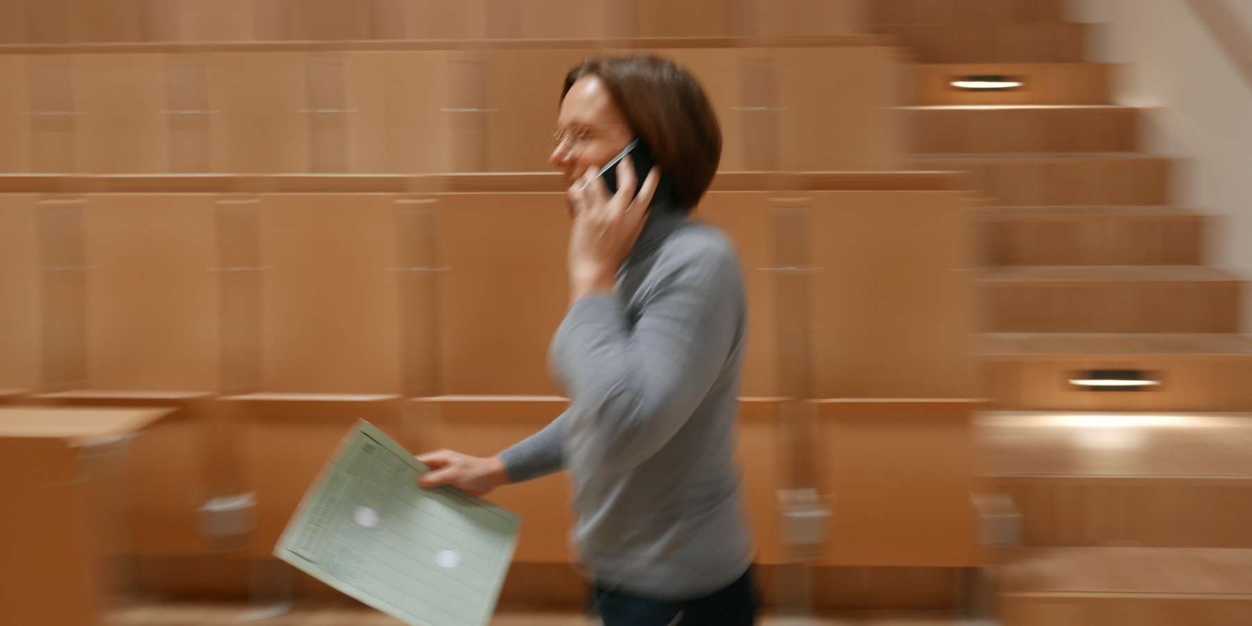 Projektleiterin Melanie Oswald im Einsatz © J.Rott