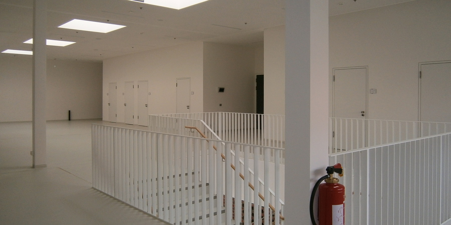 Hörsaalgebäude - Foyer im 1. Obergeschoss © 2016 Betrieb für Bau und Liegenschaften Mecklenburg-Vorpommern