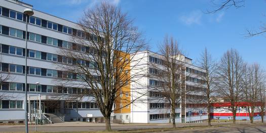 Ansicht Block A und B von der Neustrelitzer Straße aus © 2012 Betrieb für Bau und Liegenschaften Mecklenburg-Vorpommern