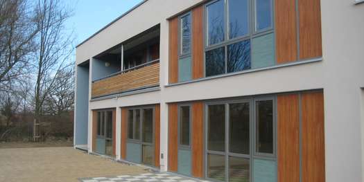 Blick auf die Fassade des Internats © 2011 Betrieb für Bau und Liegenschaften Mecklenburg-Vorpommern