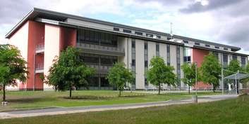 Ansicht Lehrsaalgebäude © 2006 Betrieb für Bau und Liegenschaften Mecklenburg-Vorpommern