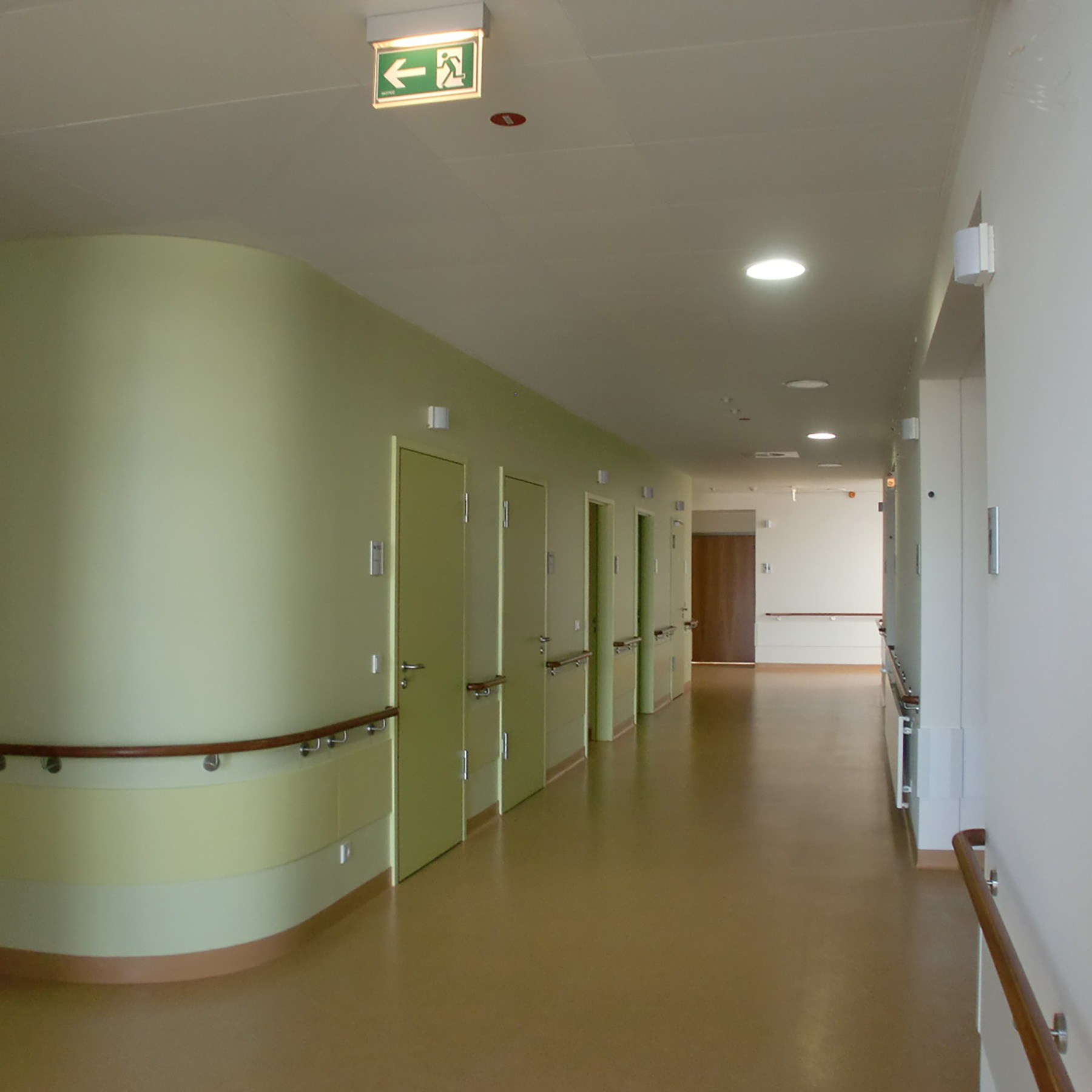 Flur Bettenstation © 2012 Betrieb für Bau und Liegenschaften Mecklenburg-Vorpommern